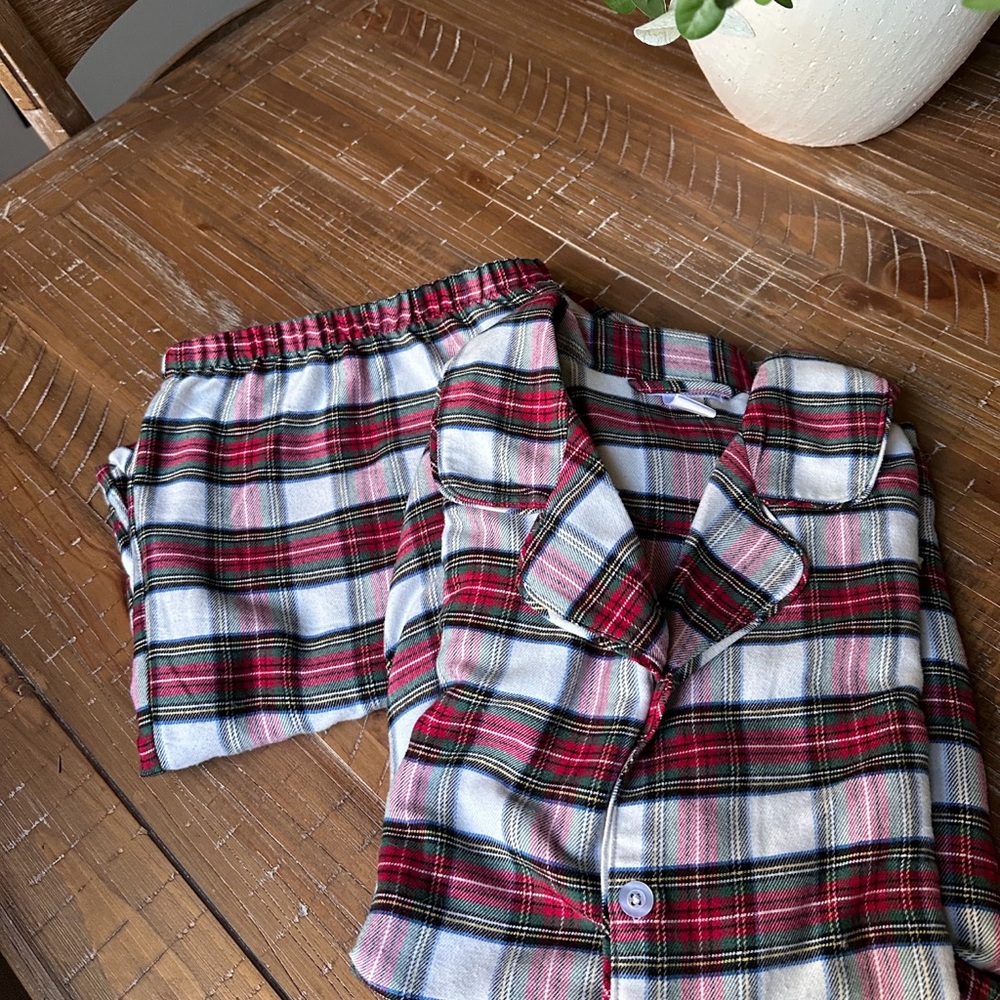 Pottery Barn Kids ADULT Pajama Set Size XL Stewart Plaid Flannel Holiday 2 Piece
